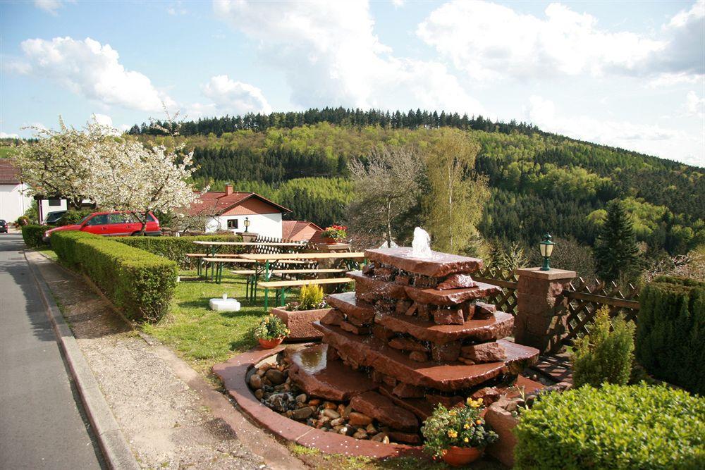 Zum Weissen Lamm Hotel Rothenberg Exterior photo