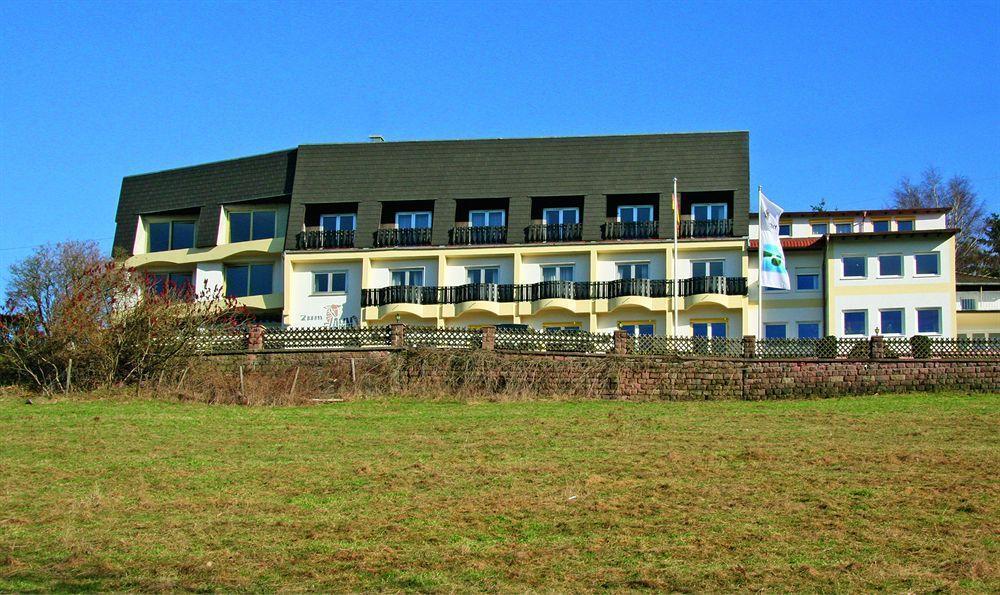 Zum Weissen Lamm Hotel Rothenberg Exterior photo